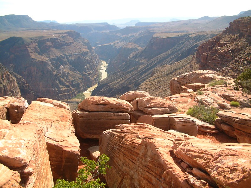 Araba ile Grand Canyon’a