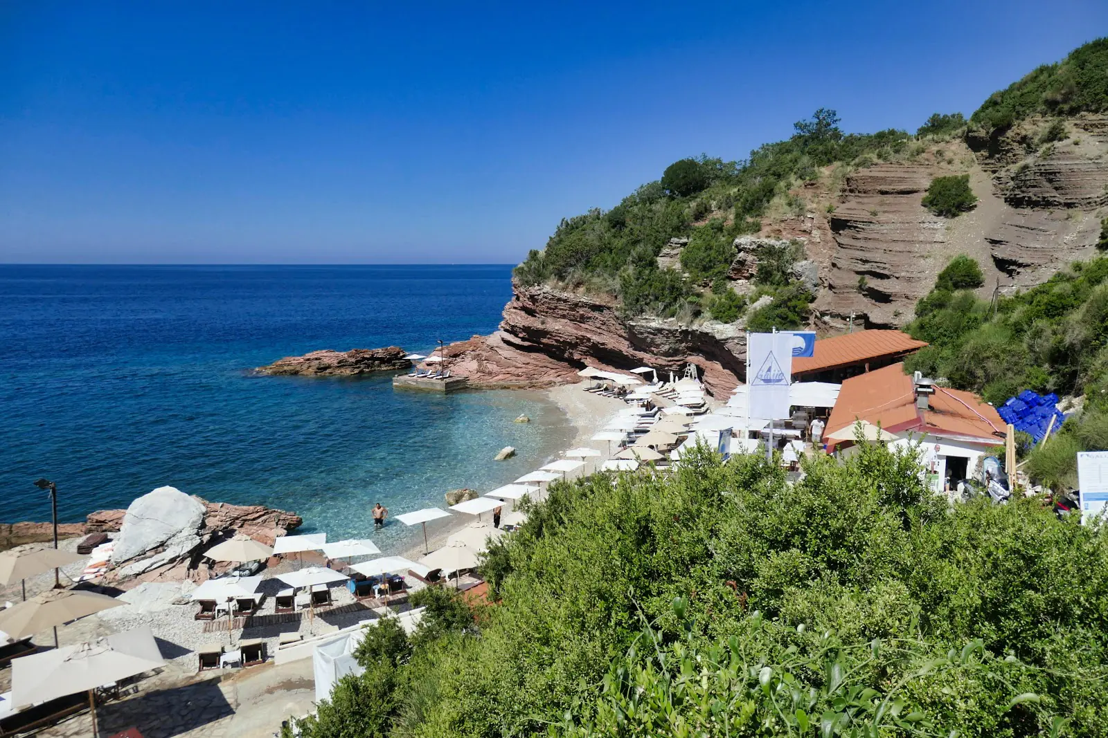 Crvena Glavica Plajı