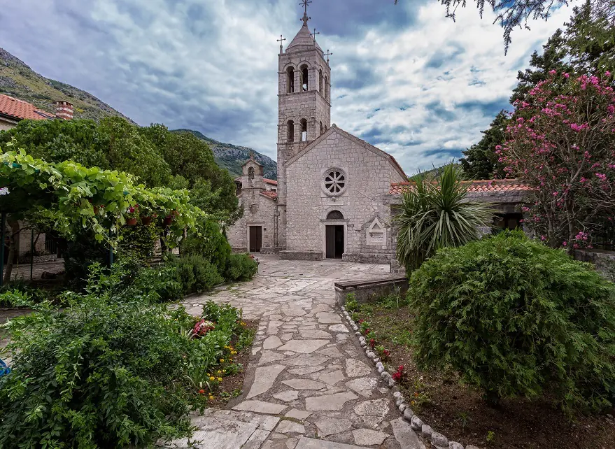 Manastır Reževići