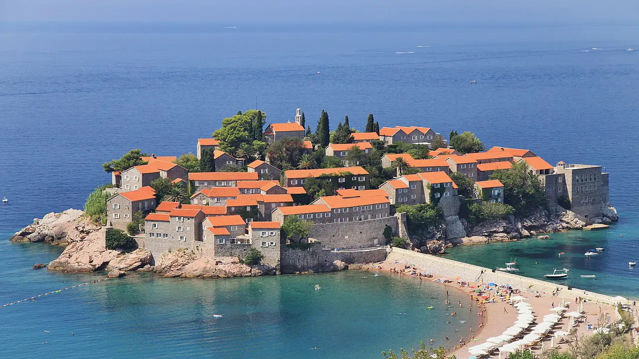 Sveti Stefan Adası