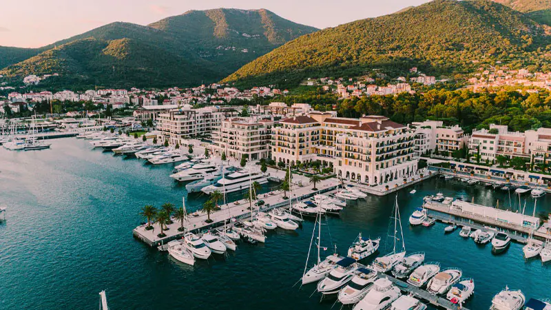 Tivat ve Porto Montenegro (Günübirlik Gezi)