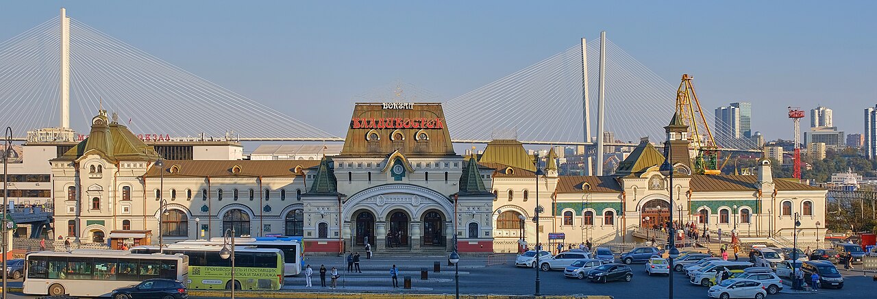 Vladivostok Demiryolu İstasyonu - Vladivostok'ta Gezilecek En İyi 15 Yer