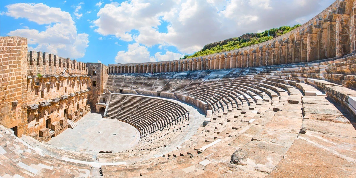 Aspendos Tiyatrosu