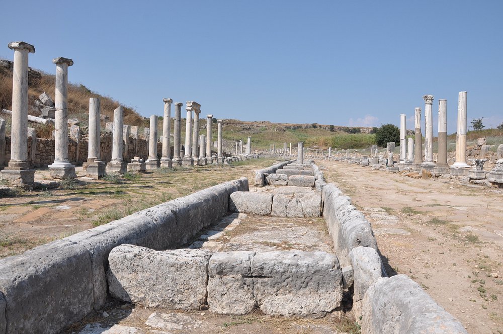 Perge Antik Kenti