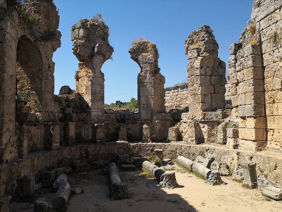 Perge Antik Kenti