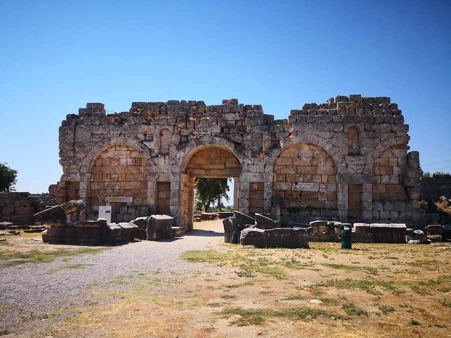 Perge Antik Kenti