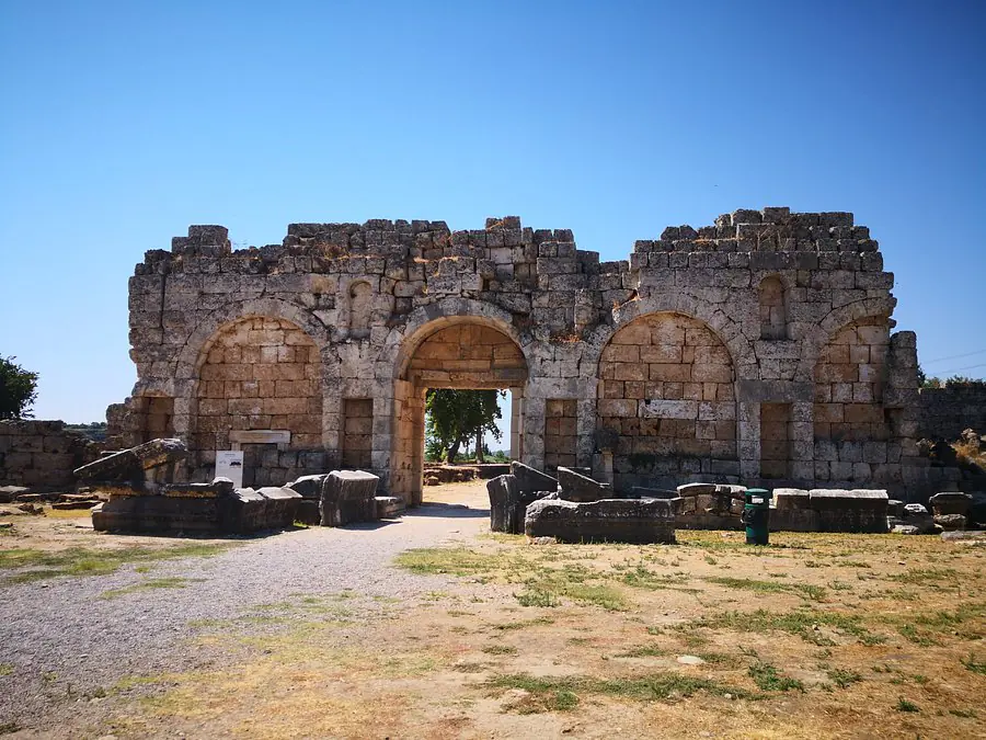 Perge Antik Kenti