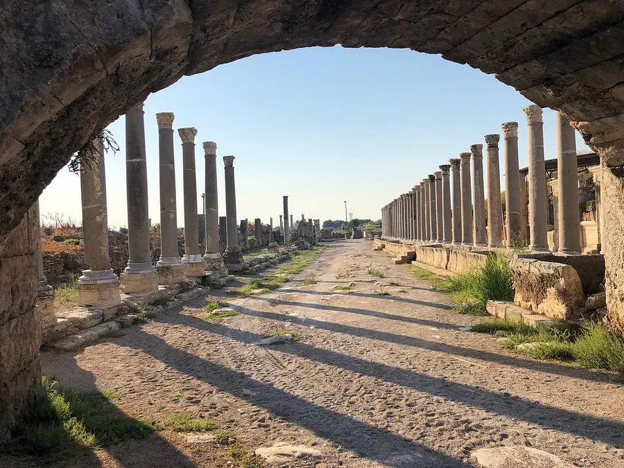 Perge Antik Kenti