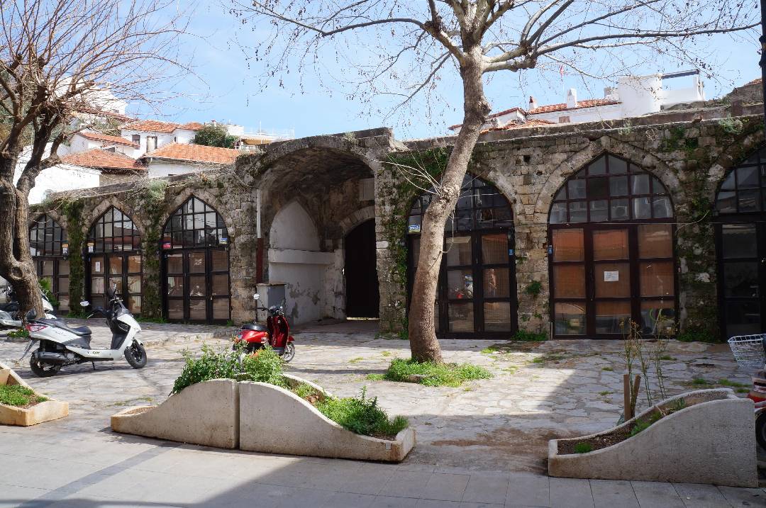 Hafsa Sultan Kervansarayı