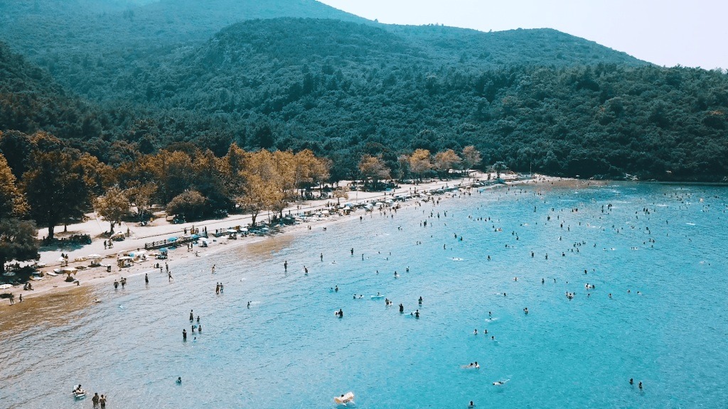 İçmeler ve Aydınlık Koyları