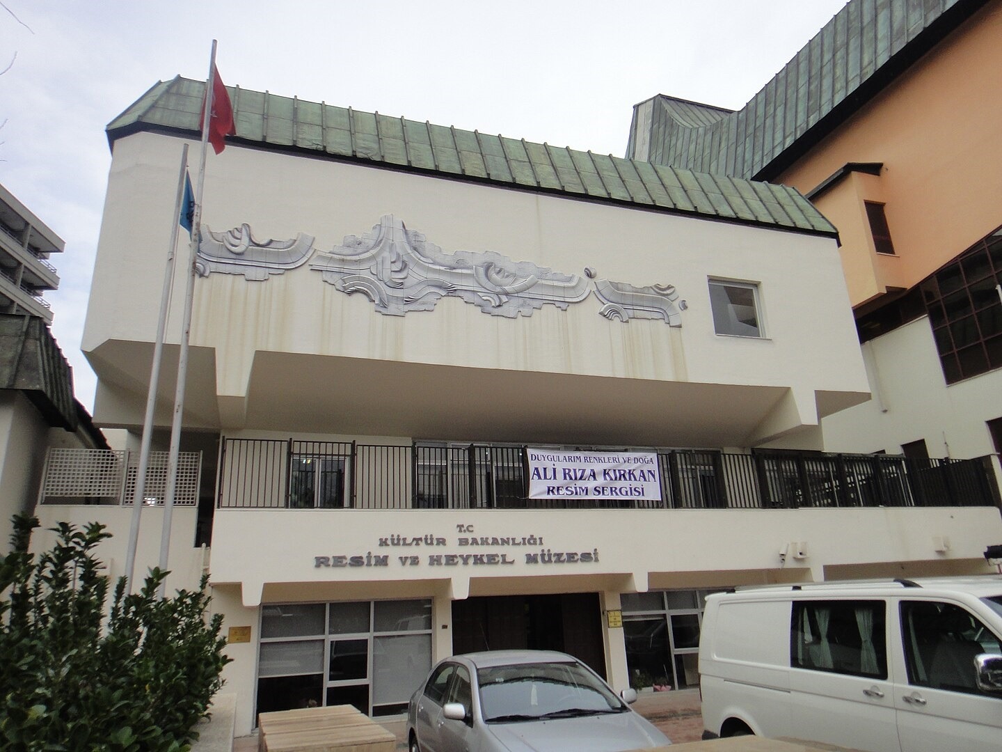 İzmir Resim Heykel Müzesi