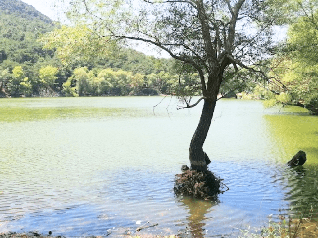 Yamanlar Dağı ve Karagöl