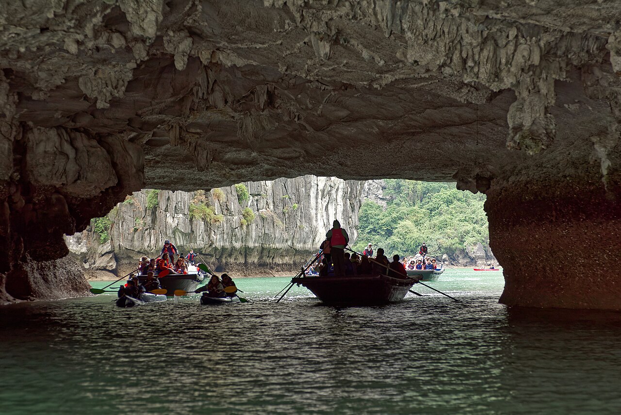Luon Cave