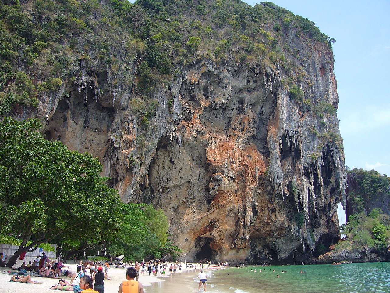 Phra Nang Cave