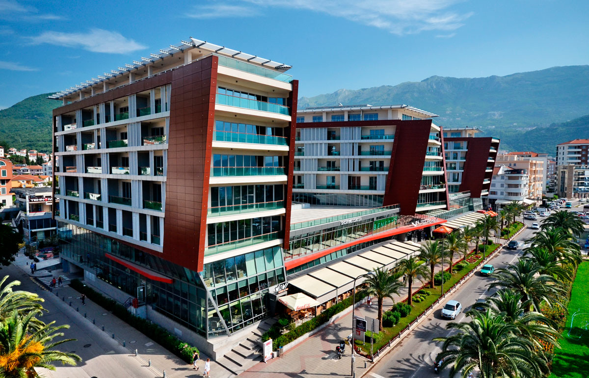 TQ Plaza