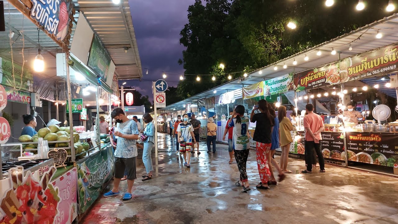 Trang Night Market