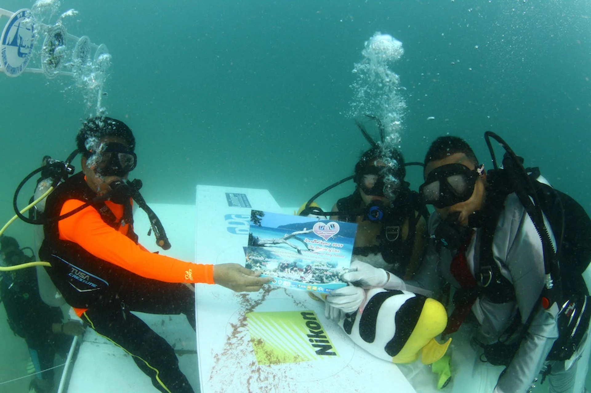 Trang Underwater Wedding Festival