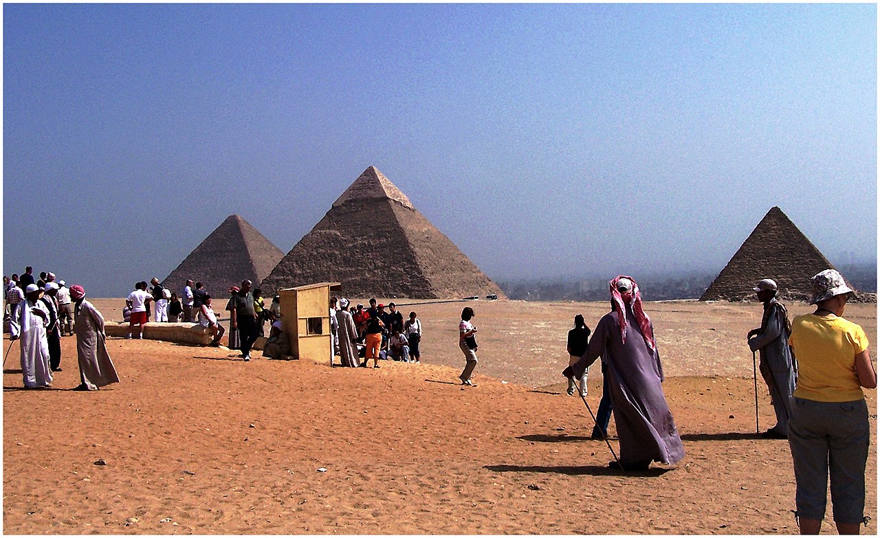 giza pramitleri