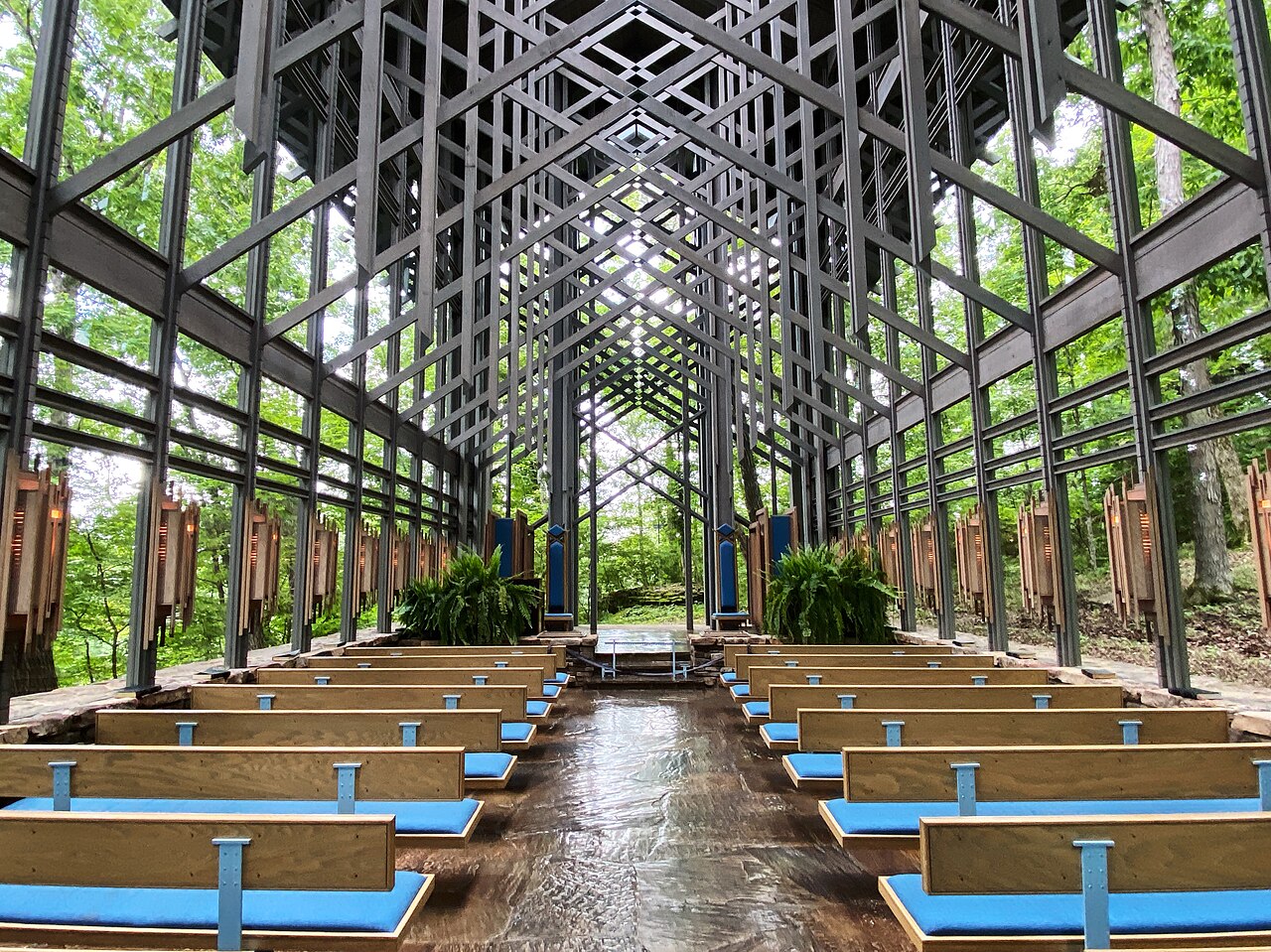 Thorncrown Chapel