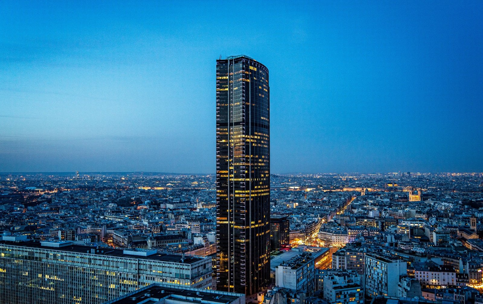 Montparnasse Kulesi (Tour Montparnasse)