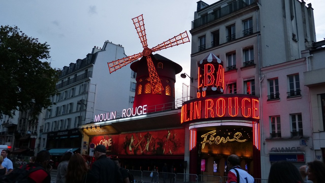 Moulin Rouge (Kırmızı Değirmen)