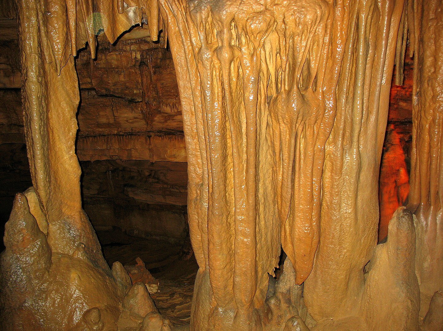 Marengo Cave