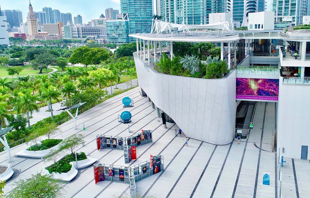 Phillip and Patricia Frost Science Museum