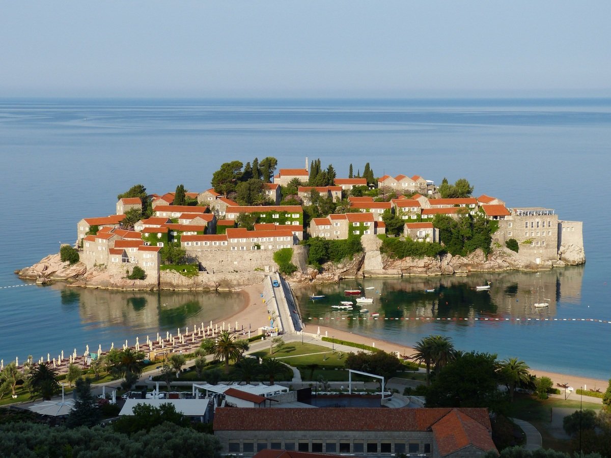 Sveti Stefan Adası
